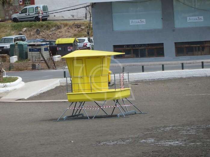 Torre de vigilancia en la playa de La Garita/TA.